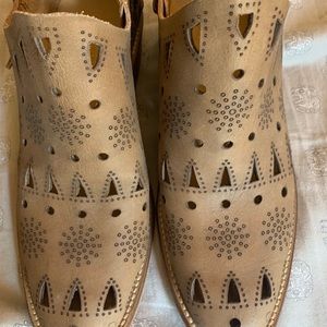 musse & cloud Shoes - Beautiful Leather Cut Out Booties musse & cloud Shoes - Beautiful Leather Cut Out Booties